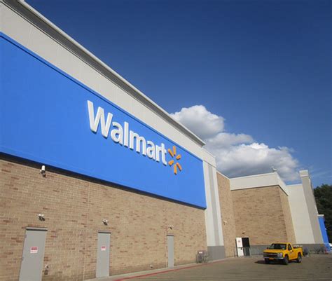 Walmart cortland - 